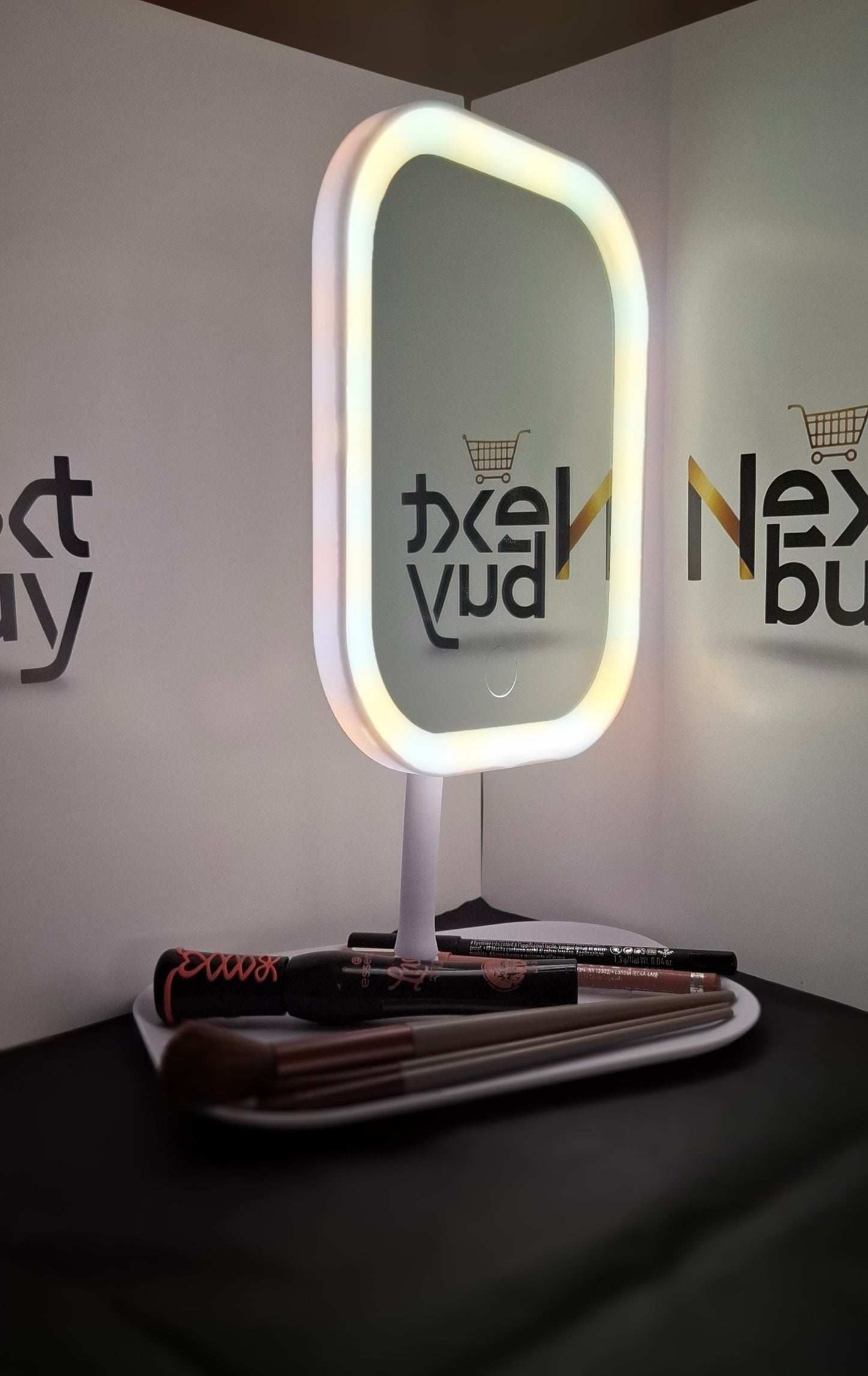 LED Makeup Mirror – Flawless Lighting, Perfect Reflection